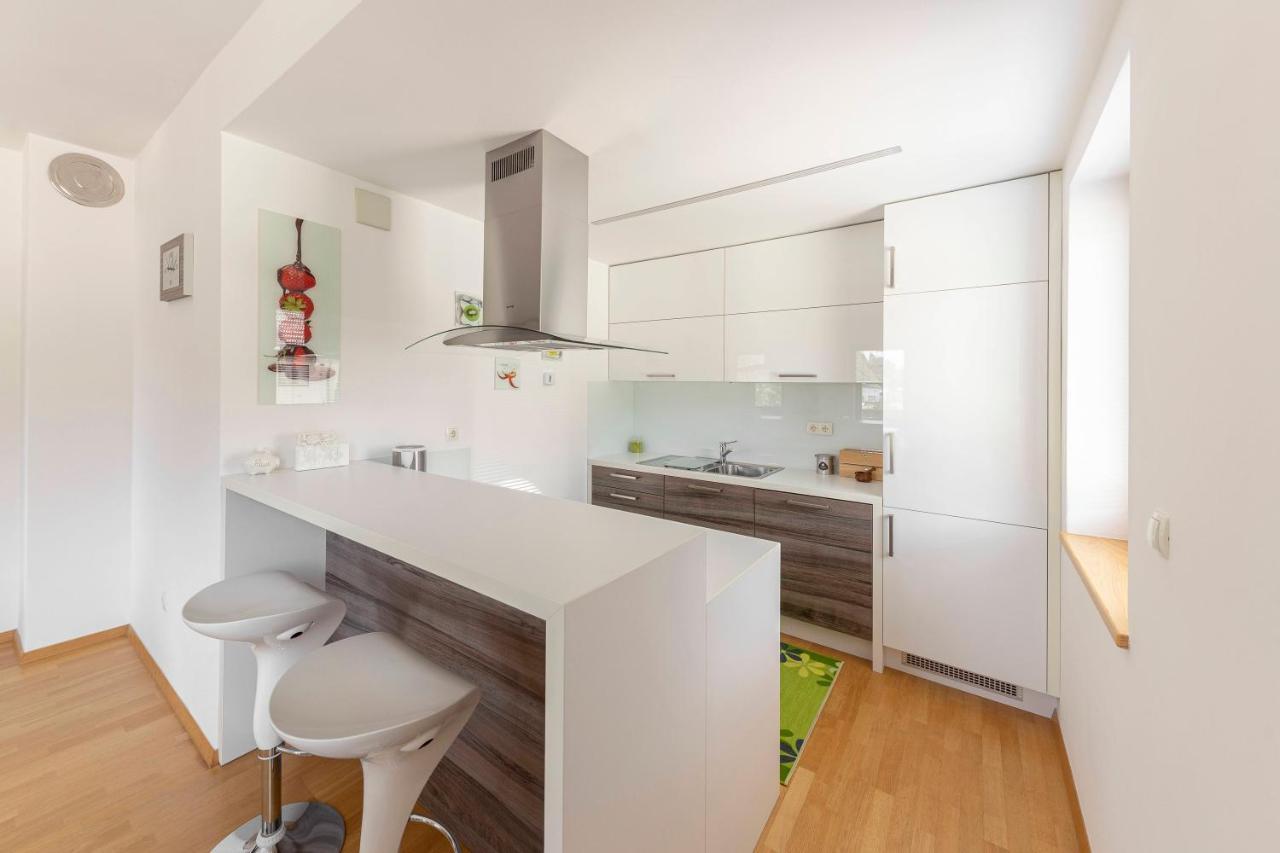 Sunee Apartment ครานสกา โกรา ภายนอก รูปภาพ