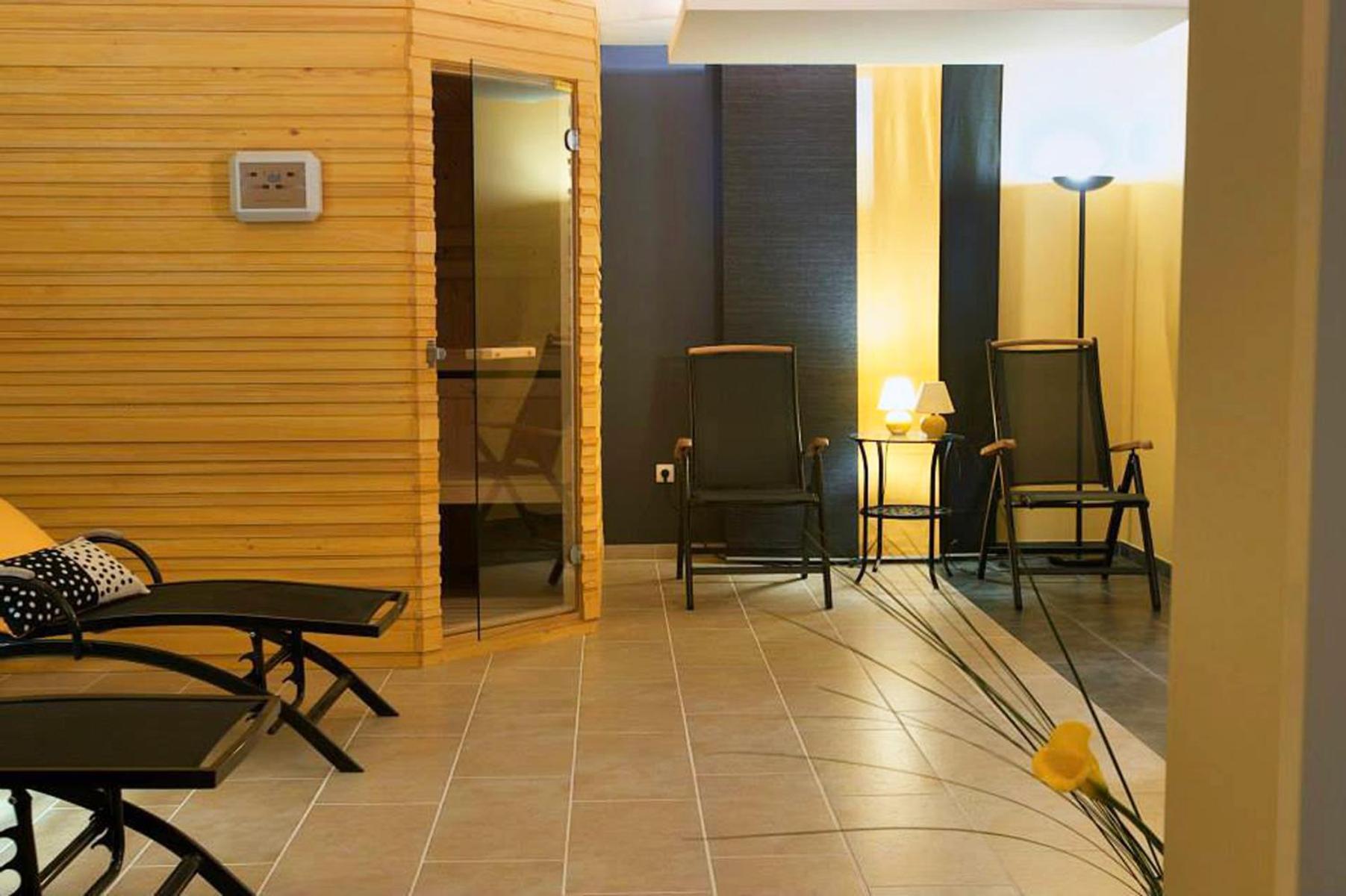 Sunee Apartment ครานสกา โกรา ภายนอก รูปภาพ